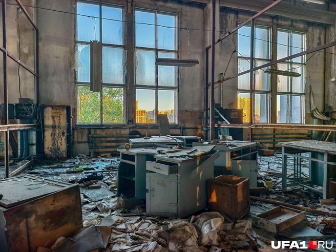Столы решили не увозить | Источник: Булат Салихов / UFA1.RU