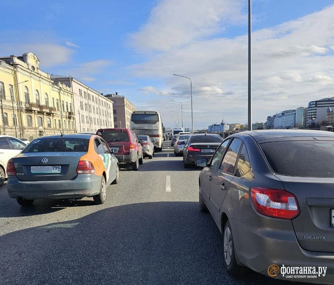 Литейный мост оказался закрыт | Источник: читатель «Фонтанки»