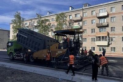 В Райчихинске ремонтируют улицы на дорожную субсидию