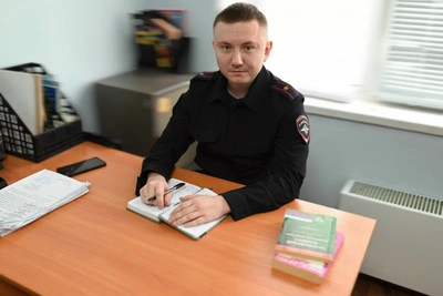 Полицейские помогли глухонемой паре в Копейске