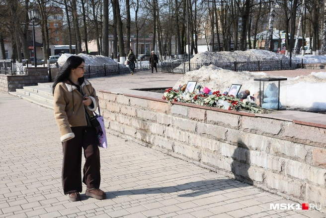 В Звенигороде появился мемориал в память о погибших детях | Источник: Артем Устюжанин / MSK1.RU