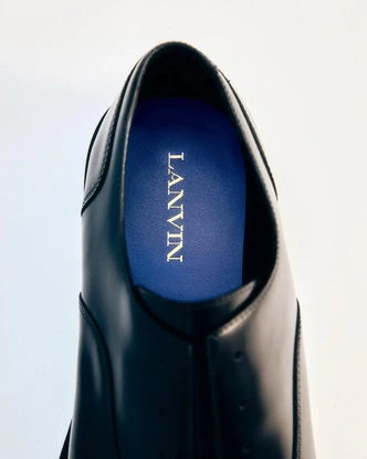 Lanvin возвращает синий цвет — фирменный оттенок Дома