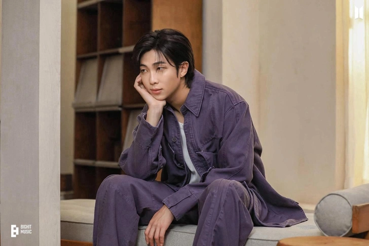 Источник: BIGHIT MUSIC