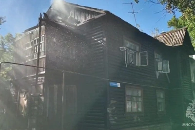 Утром в Нижнем Новгороде загорелись бараки: площадь пожара почти 800 квадратов