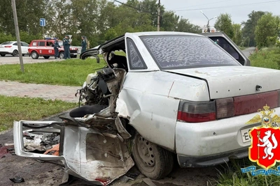 Четверо погибли в ДТП на перекрестке в Каменске-Уральском