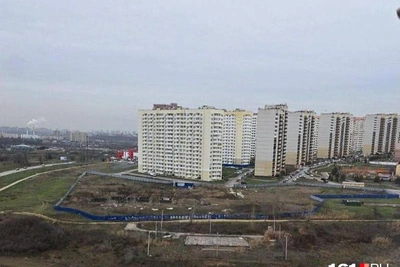 Застройщик раскрыл сроки достройки ФОКа с бассейнами в Суворовском