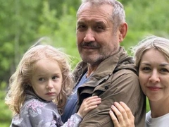 Вели себя замкнуто: в Таиланде увидели семью, похожую на пропавших Усольцевых