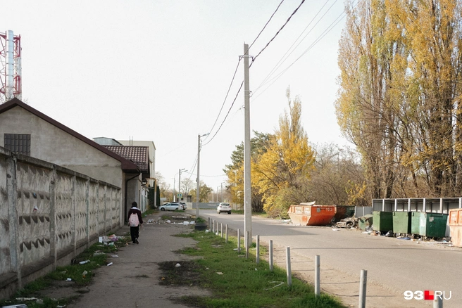 Как и в любом другом районе, здесь есть проблемы с вывозом мусора | Источник: Дарья Паращенко / 93.RU