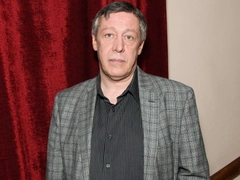 «Михаил не понял масштаб горя»: Ефремов соврал матери погибшего в ДТП Захарова и не стал помогать
