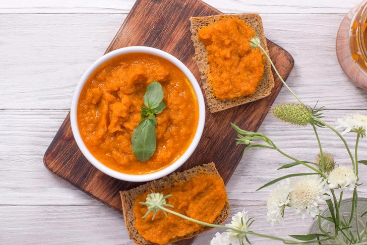 Как приготовить кабачковую икру без мясорубки и блендера | Источник: Shutterstock/Fotodom.ru