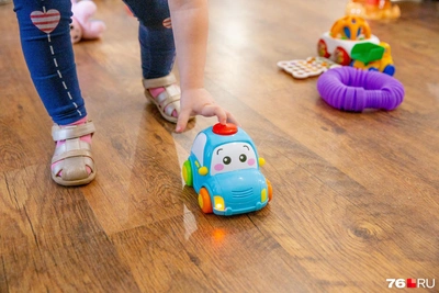 В Ярославле девочка сломала позвоночник в детсаду, родители получили компенсацию