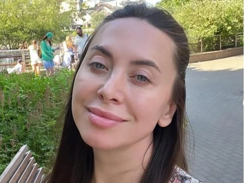 Наталье Фриске наложили пять швов из-за травмы: «Подруга зарядила телефоном в глаз»