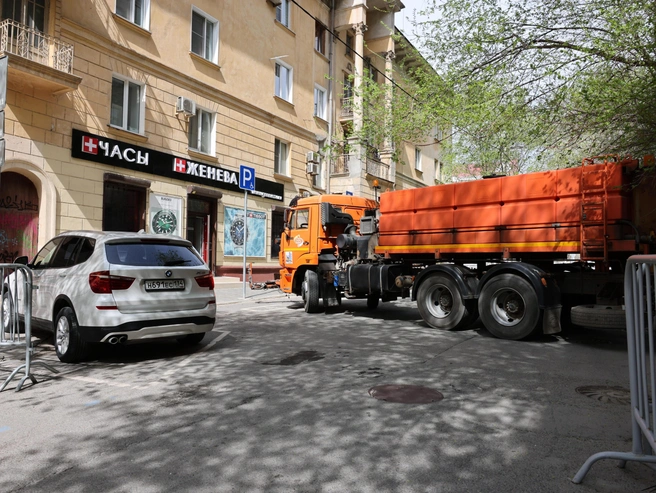 Тем не менее, перекрытия спровоцировали крупные пробки в утренние часы | Источник: Алексей Волхонский / V1.RU
