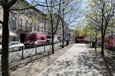 Пожарные машины съехались в Тучков переулок