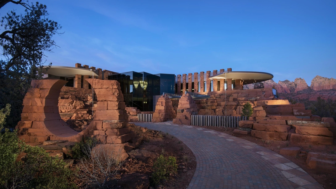 Роман с камнем: необычный жилой комплекс в Аризоне | mcmaison.ru