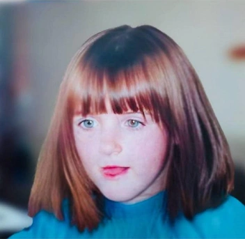 Нина в детстве | Источник: предоставлено Юлией Деминой