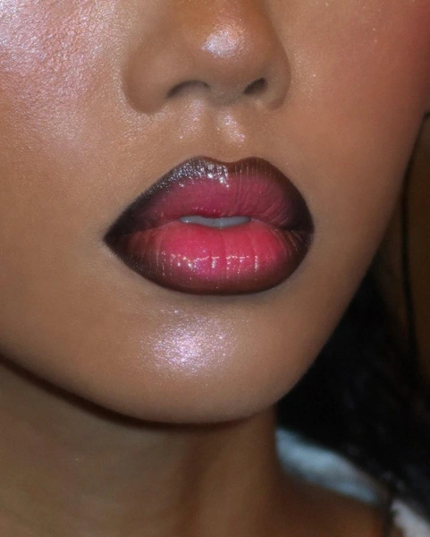 Источник: @sophiasinot