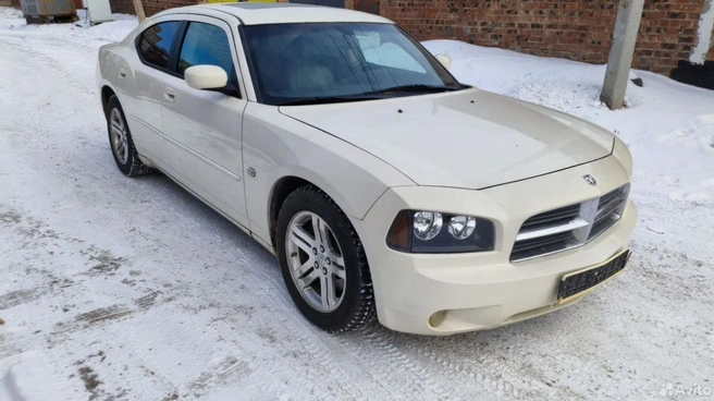 Для ценителей «Форсажа». В Иркутске продают Dodge Charger: на похожем гонял Доминик Торетто | Источник: Николай / сайт «Авито»