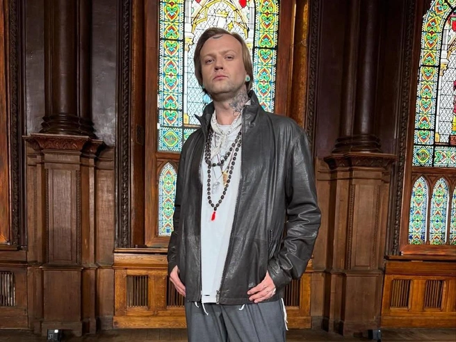 Даже без побед Юлий Котов уверен в себе и быстро завоевывает доверие героев программы | Источник: juliuskotov / Instagram (экстремистская организация, деятельность запрещена на территории РФ)