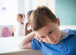 «В класс к сыну привели ребенка с аутизмом, стоит ли переживать?»