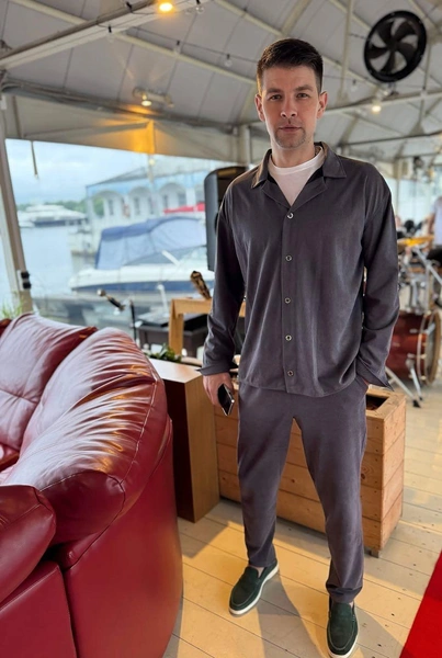 Дмитренко утверждает, что пока не готов к серьезным отношениям