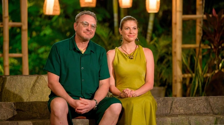 Марат Башаров с молодой избранницей Асей Борисовой | Источник: Кадр из шоу