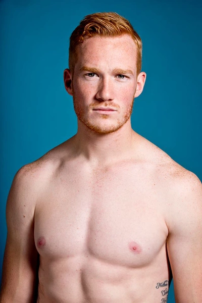 Грег Разерфорд (Greg Rutherford), олимпийский чемпион, выставка Red Hot, Томас Найтс (Thomas Knights) | Источник: Facebook/RedHot (запрещенная в России экстремистская организация)