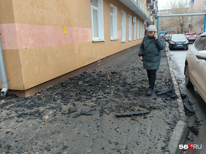 Пожар удалось потушить в полпятого утра | Источник: Владислав Митрошин / 56.RU