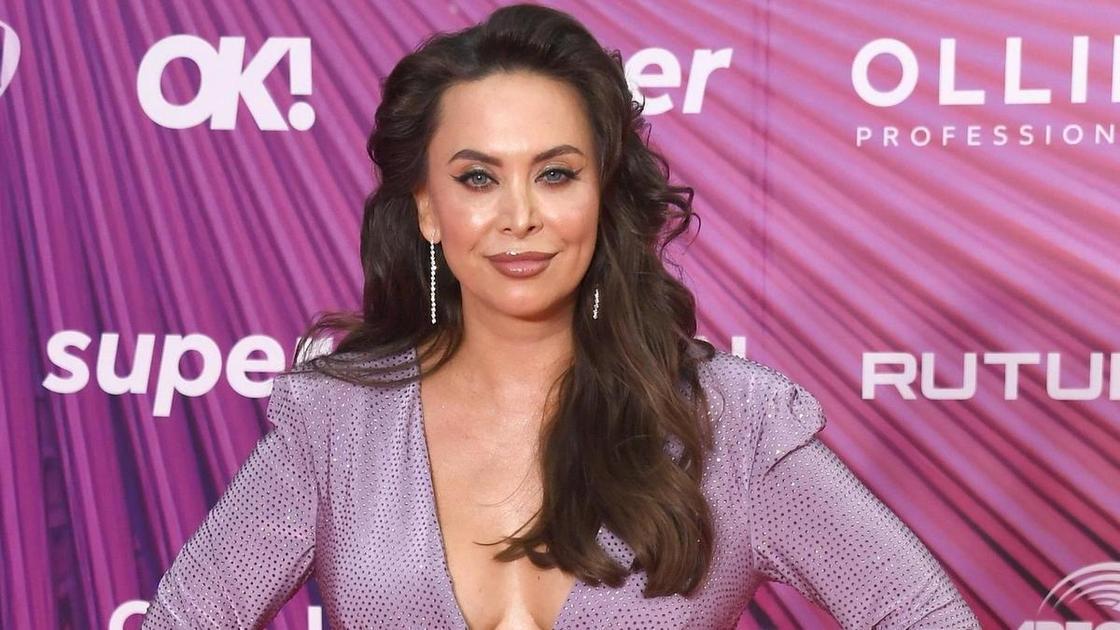 Сестра Жанны Фриске рекламирует фейковые сумки с &laquo;Садовода&raquo;