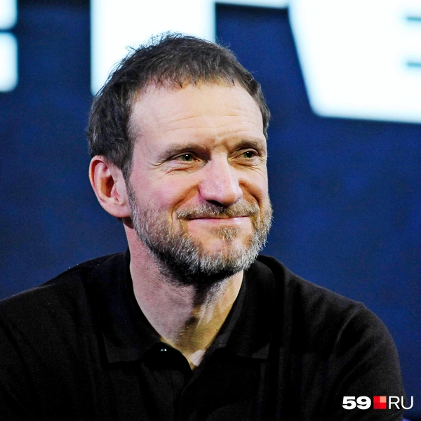Артист и музыкант Александра Смирнов | Источник: Ирина Тропина / 59.RU