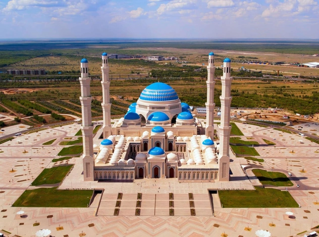 Казахстанцам отменили один выходной день в июне 2024
