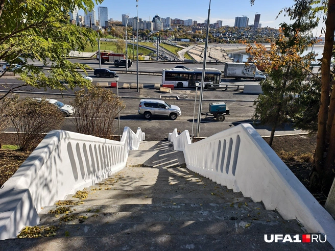 Лестница выглядит аккуратной | Источник: Булат Салихов / UFA1.RU