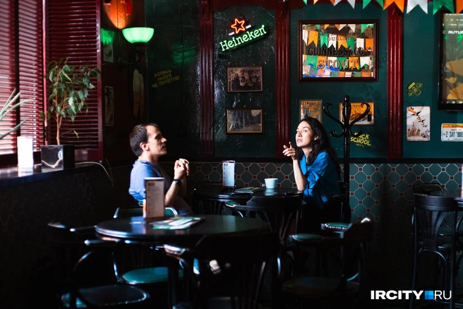 И считает бар вторым домом | Источник: Даниил Конин / «ИрСити»