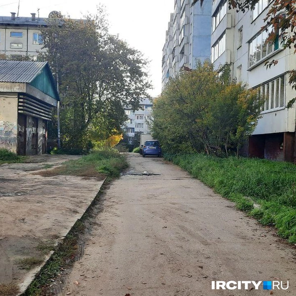 Но так кажется, пока не обойдешь все блоки на Конева, 20 пешком | Источник: Виктор Лучкин / «ИрСити»