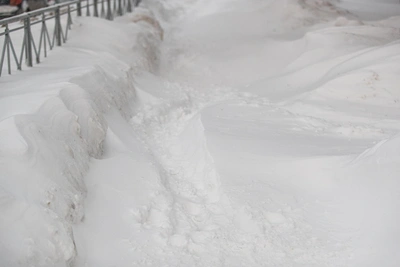 Прокуратура начала проверку сугробов на кладбище в Рязани