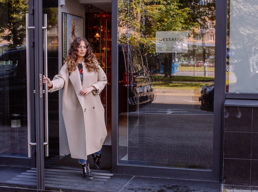 Не только стрижка: чем еще могут похвастаться современные салоны красоты | marieclaire.ru