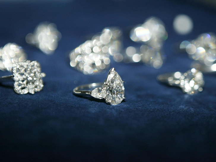 Алмазная инвестиция: почему бриллианты такие дорогие (и как понять, стоят ли они своих денег)