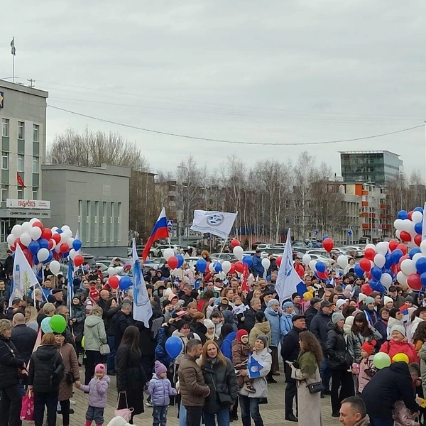 В самом крупном городе Югры было многолюдно | Источник: «Сургутские ведомости» / Vk.com