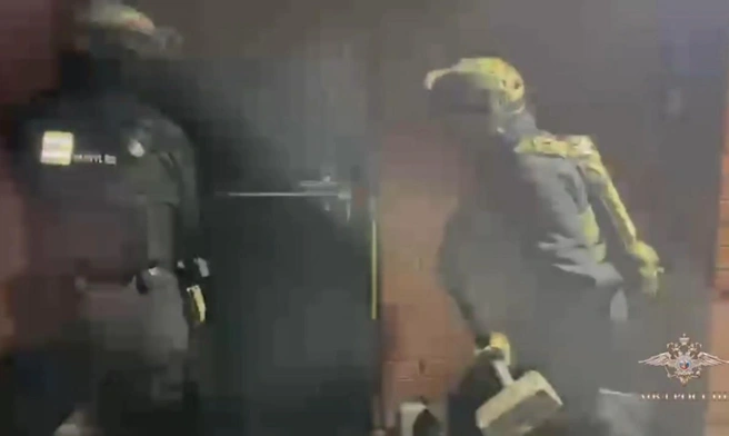 Полицейские задержали подозреваемых | Источник: ГУ МВД по Новосибирской области