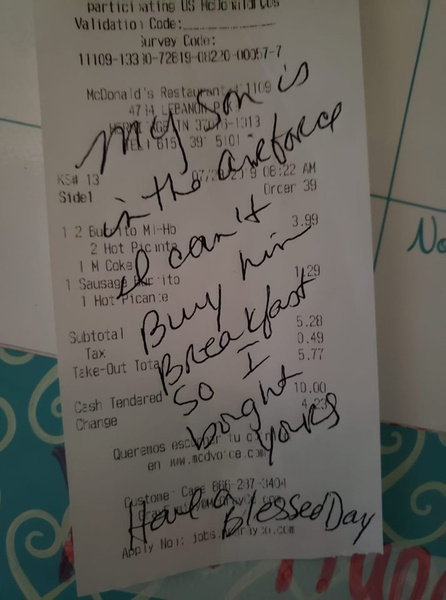 Милота дня: Женщина обнаружила трогательное послание на чеке из Макдоналдса
