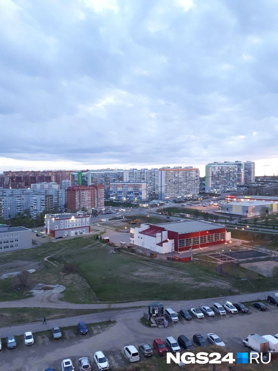 В микрорайоне Солнечный Красноярска начали строить долгожданный бассейн -  25 мая 2023 - НГС24.ру