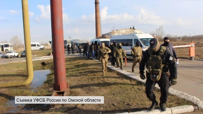 Сотрудники УФСБ работали вместе с росгвардейцами | Источник: УФСБ России по Омской области