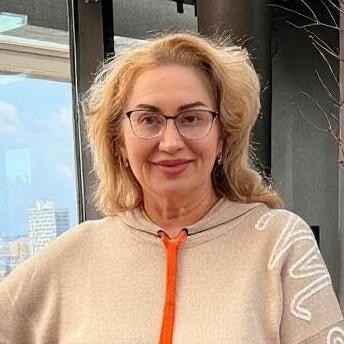 Веки вывернуты, глаза перекошены: очередная жертва пластики Ирина Лукьянова шокировала преображением — видео
