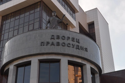 Оправдан екатеринбуржец, отсекший челюсть соседу прутом