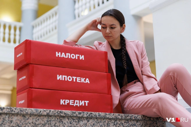 Деньги на кредиты и прочие проекты банки черпают из вкладов горожан, стараясь как можно меньше за них платить | Источник: Алексей Волхонский / V1.RU