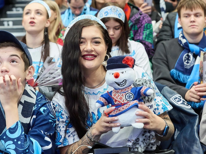 На площадке предлагали горячий сбитень