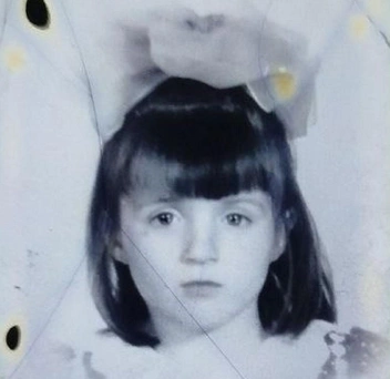 Наташа в детстве | Источник: предоставлено Юлией Деминой