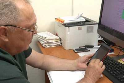 Онколог через MAX диагностирует родинки жителям Забайкалья