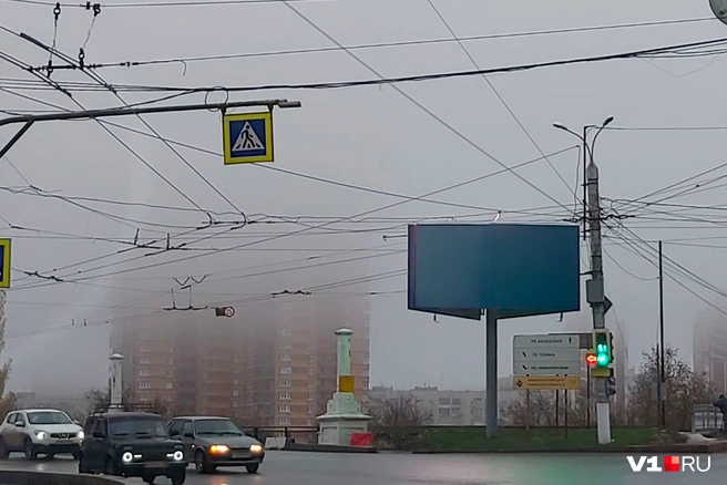 «Каковы впечатления жильцов верхних этажей в момент, когда они в окно посмотрели?» | Источник: читатель V1.RU