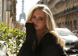 Макияж «теплый бархат»: роковой взгляд, нежная стрелка и матовая основа